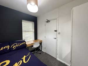 Photo 21- click for photo gallery